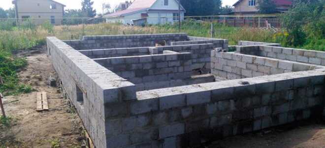 Цоколь из керамзитобетонных блоков — технология постройки