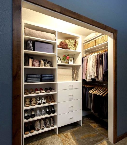 Гардеробная в доме Наполнение кладовки